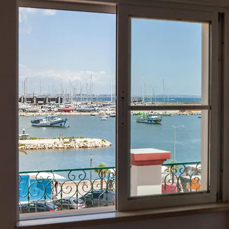 アパート B37 - Door *