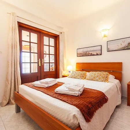 Daire B37 - Door Lagos