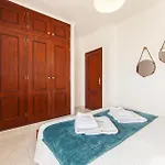 B37 - Door Apartmán Lagos