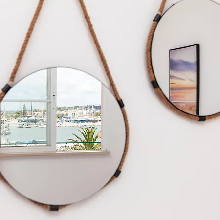 דירה B37 - Door *